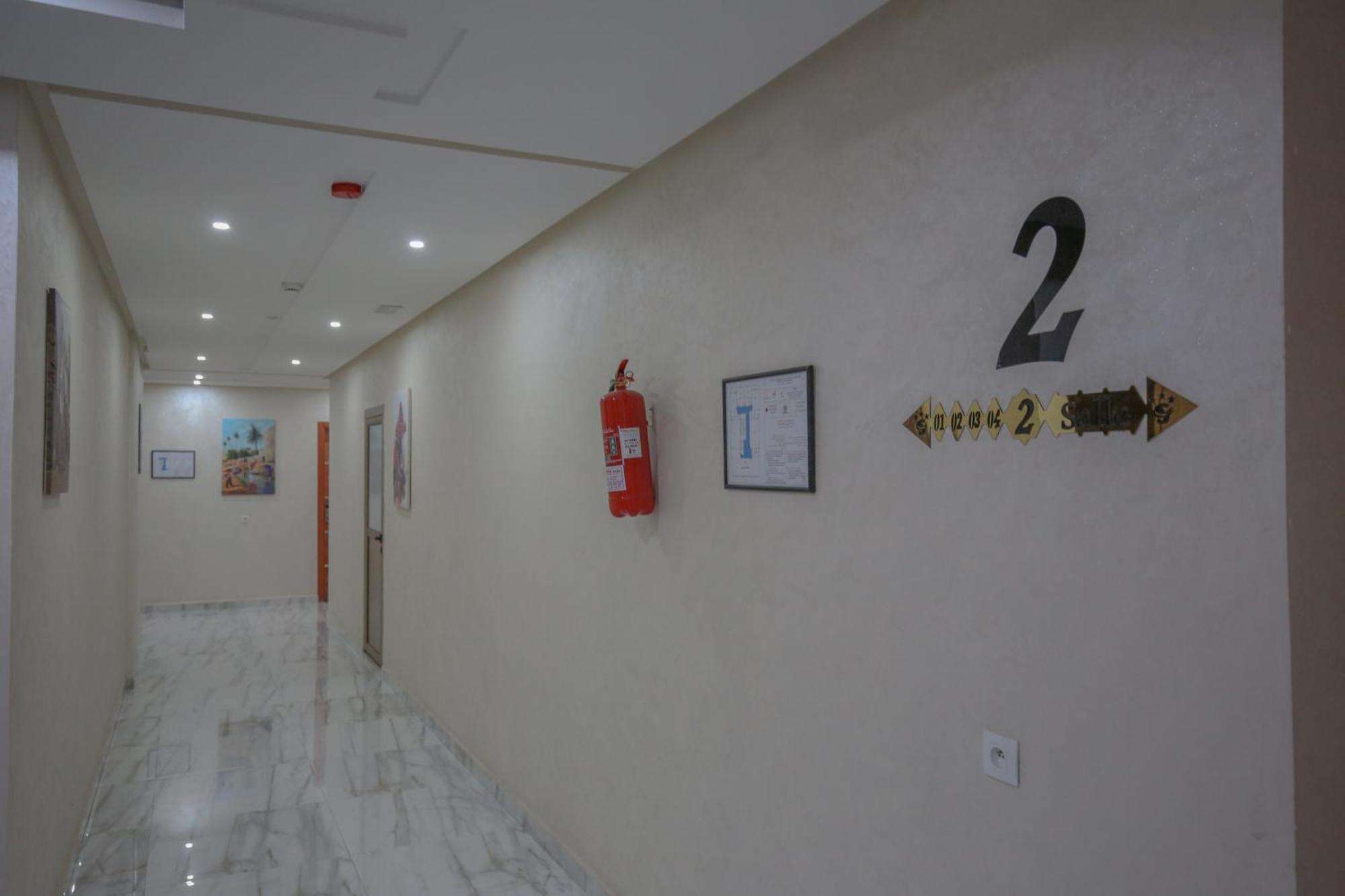 Fekri Hotel Meknès Екстериор снимка